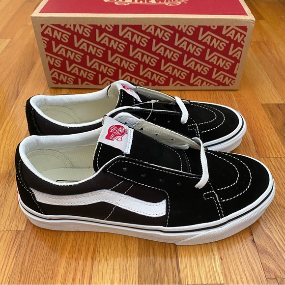Vans Sk8-Low Women’s Sneakers - Picture 4 of 6